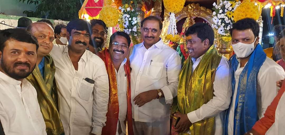 telangana bonalu festival | మజీద్‌బండాలో ఘనంగా ఫలహార బండి ఊరేగింపు