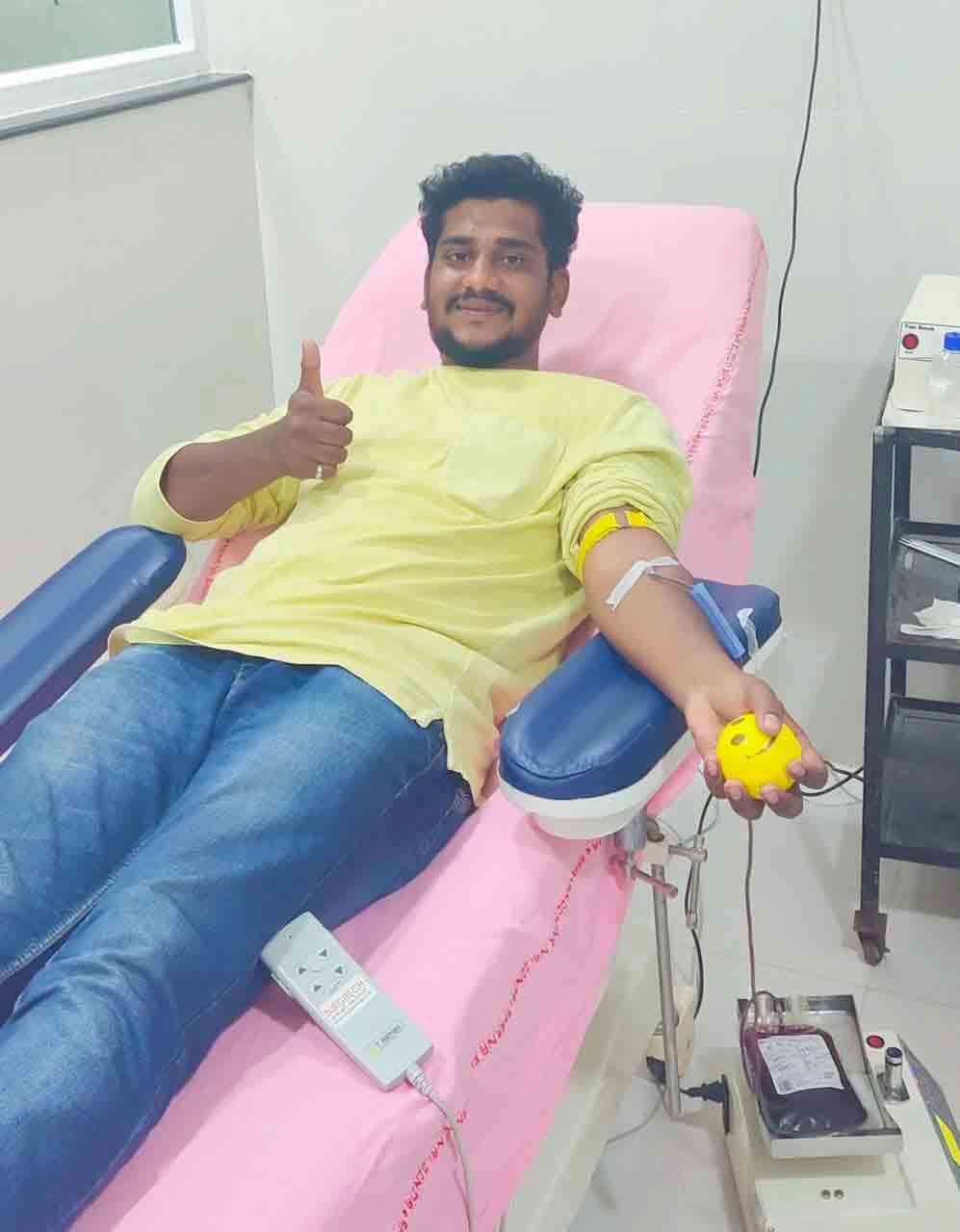 వ్యాక్సినేషన్‌ వేగవంతం