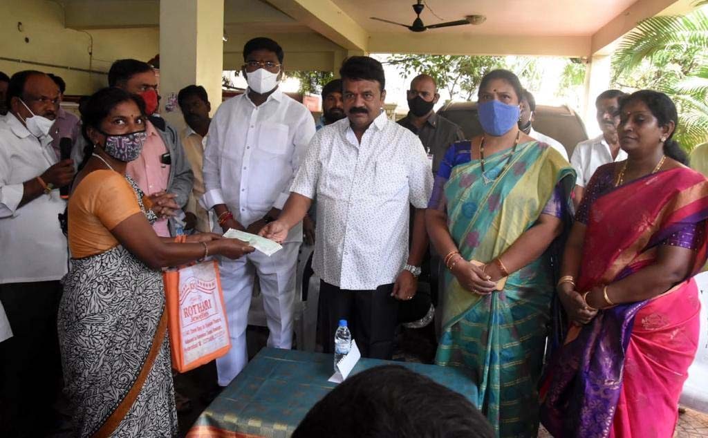 telangana government schemes | సంక్షేమ పథకాల అమలులో దేశానికే తెలంగాణ ఆదర్శం