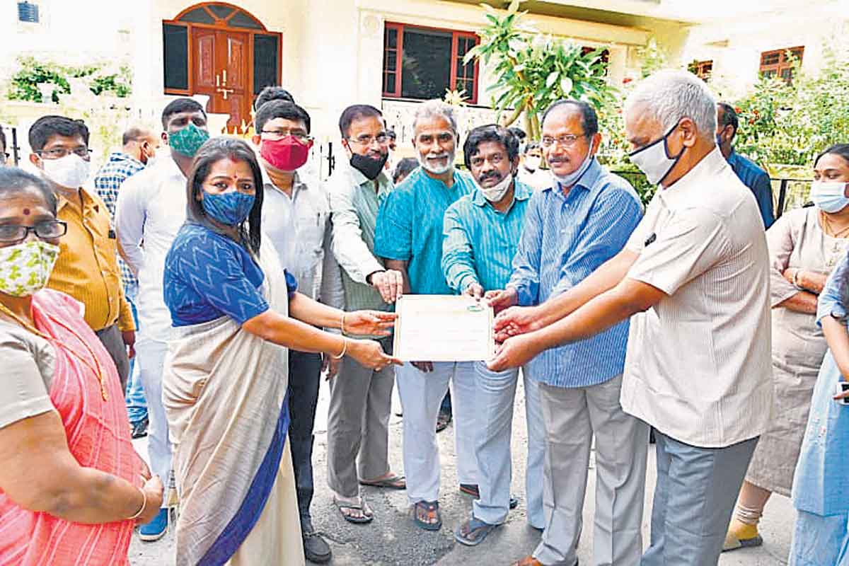 టీకాకు వందనం