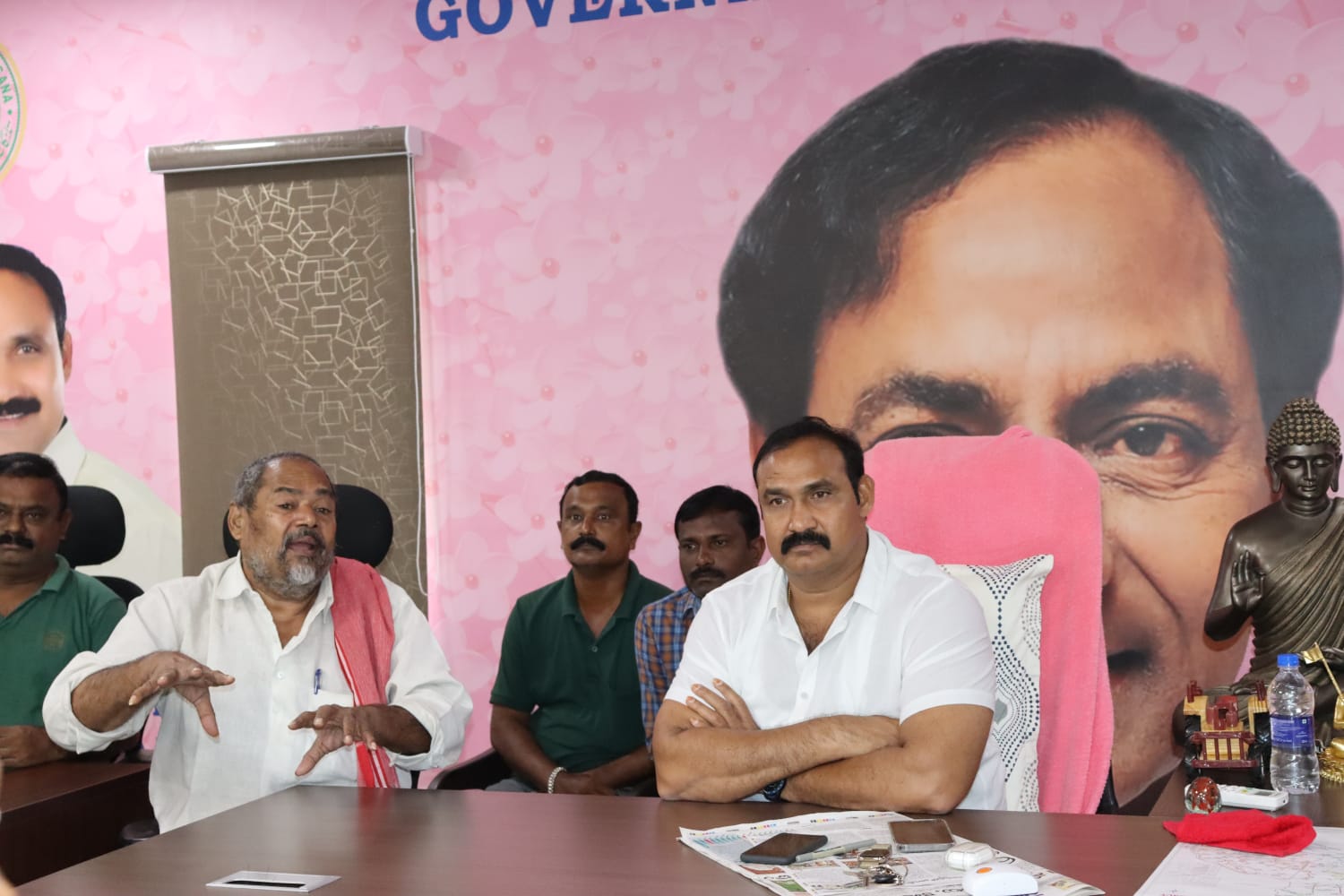 కేంద్ర వ్యవసాయ చట్టాలు… అన్నదాతలకు ఉరితాళ్లు: దర్శకుడు, నటుడు నారాయణ మూర్తి
