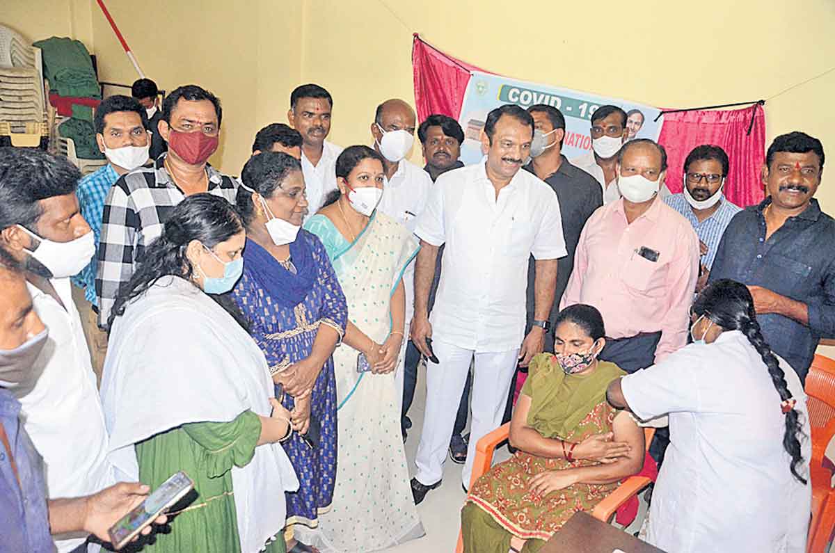 ఇబ్బంది లేకుండా.. ఇంటి వద్దకే