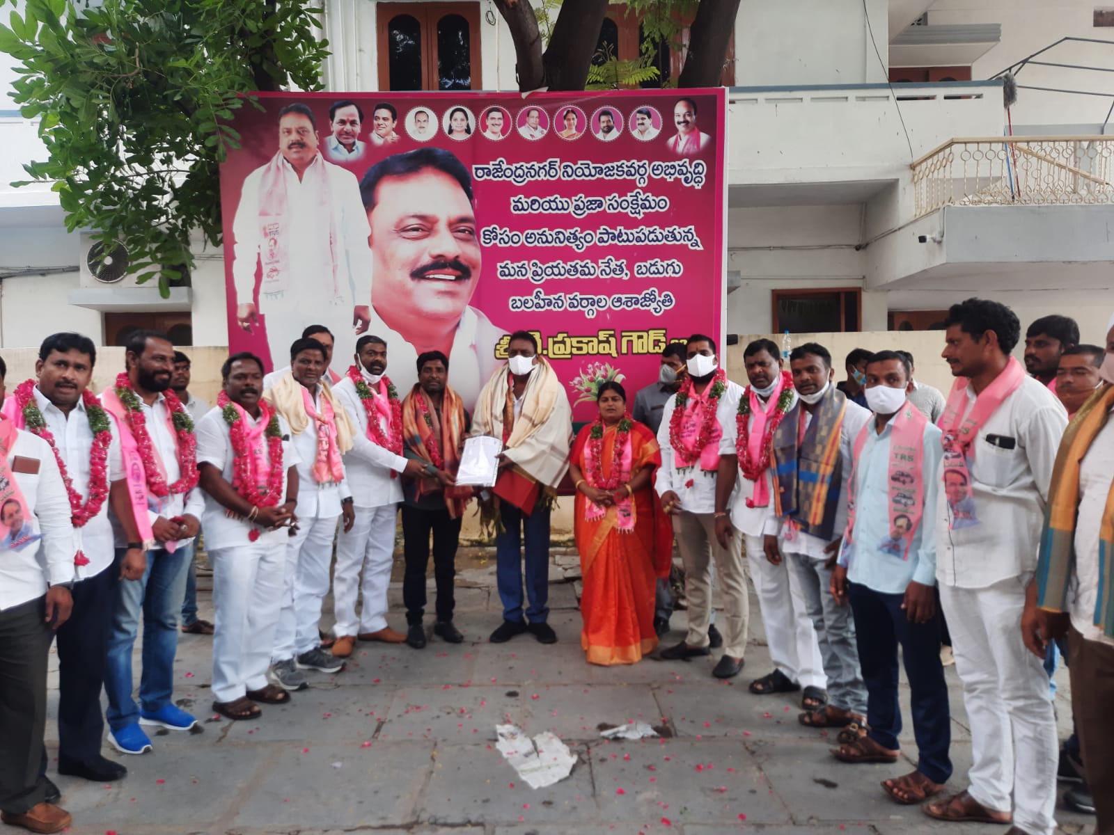 అంకితభావంతో పనిచేసేవారికి త‌గిన గుర్తింపు : ఎమ్మెల్యే ప్రకాశ్‌గౌడ్‌