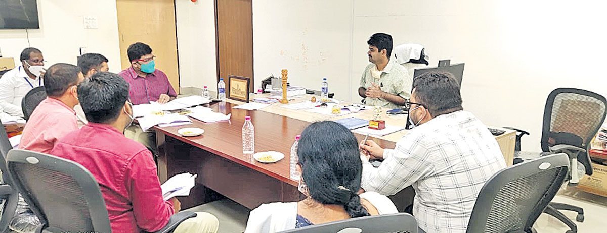 కలిసికట్టుగా విజయం సాధించాలి