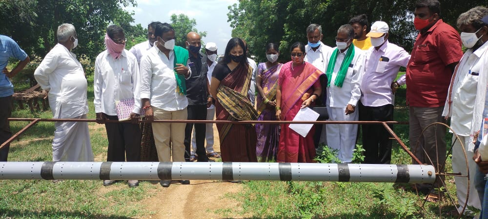 నూతన పద్దతులు అవలంభించి అధిక లాభాలు పొందాలి: కలెక్టర్ పమేలా సత్పతి