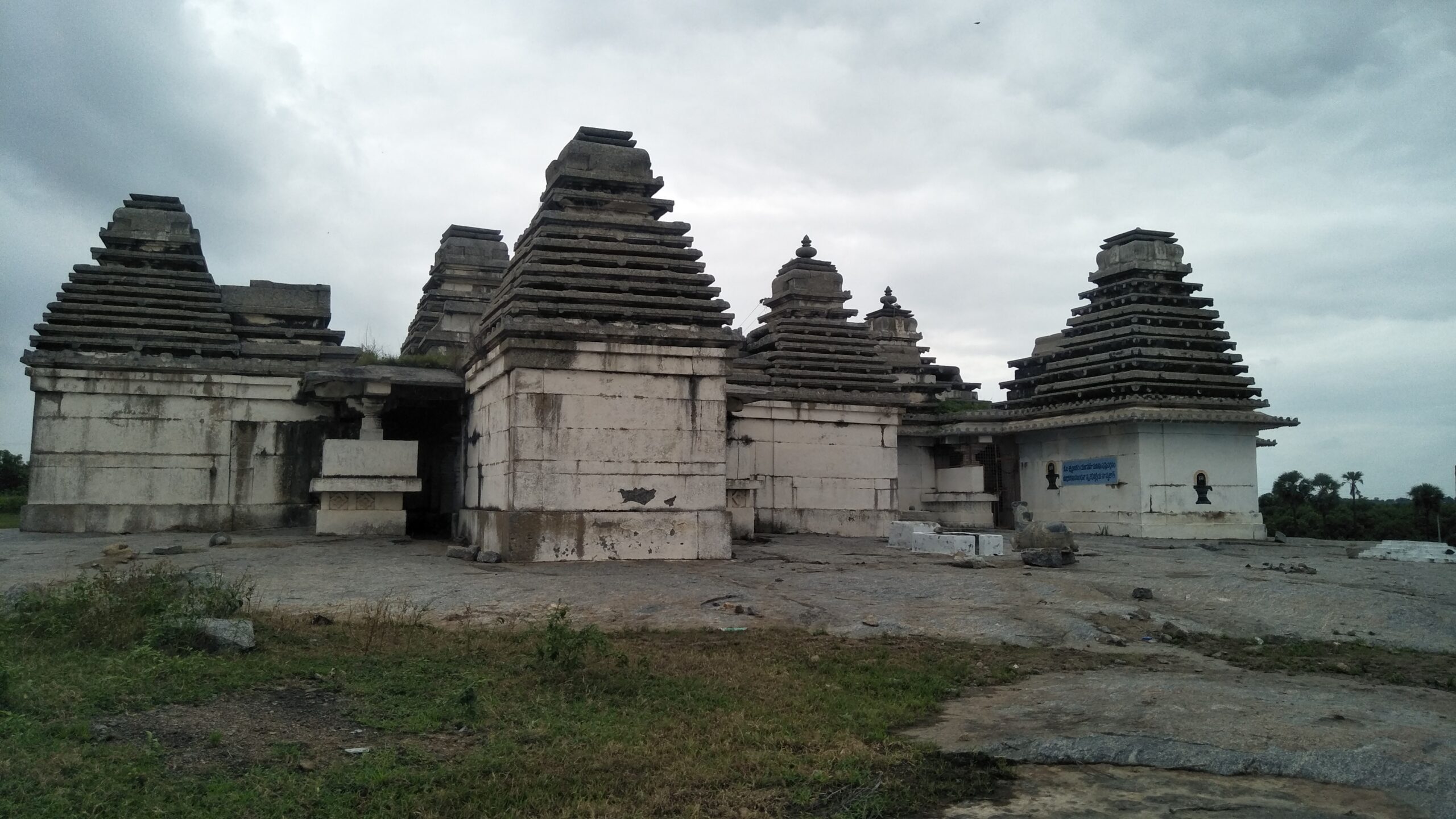 అహో..! అనిపించే అష్టలింగేశ్వరాలయాలు