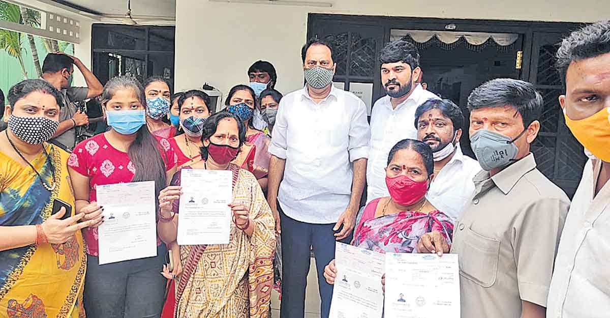 పేదలకు మేలు జరిగితే..ప్రతిపక్షాలు ఓర్చుకోవడం లేదు