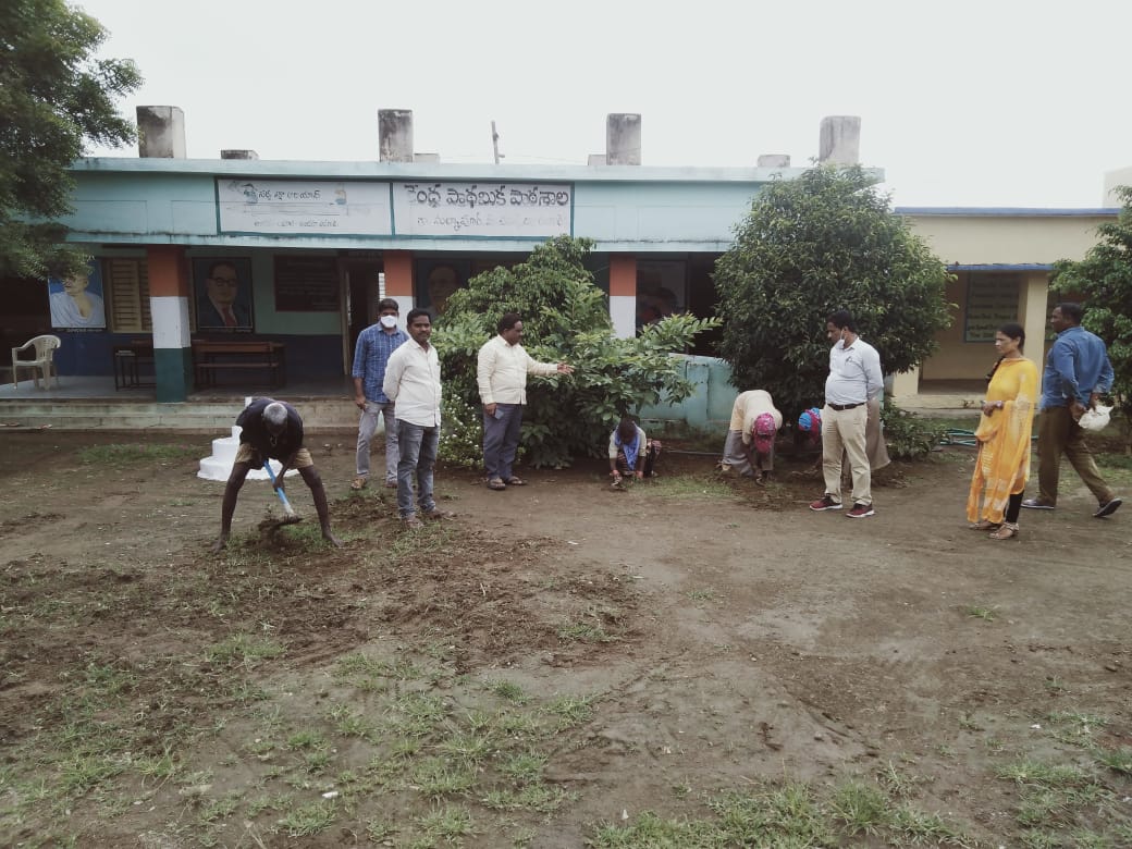 ఒకటో తేదీ నుంచి పాఠశాలల్లో ప్రత్యేక తరగతులు