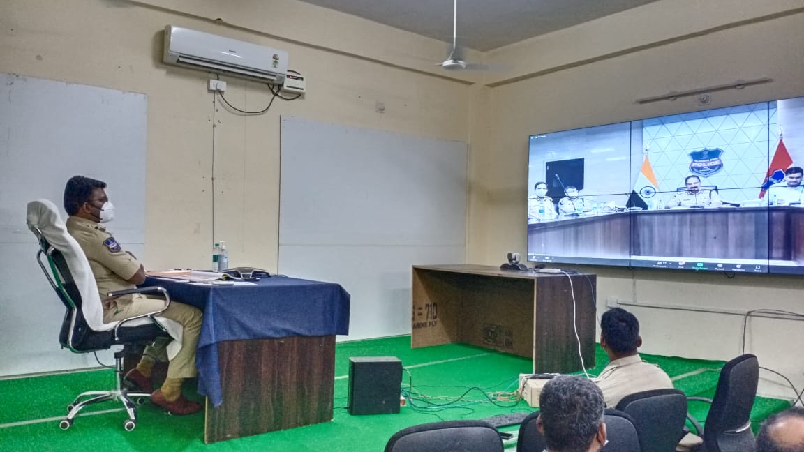 వ్యవస్థీకృత నేరాలు అదుపు చేయాలి