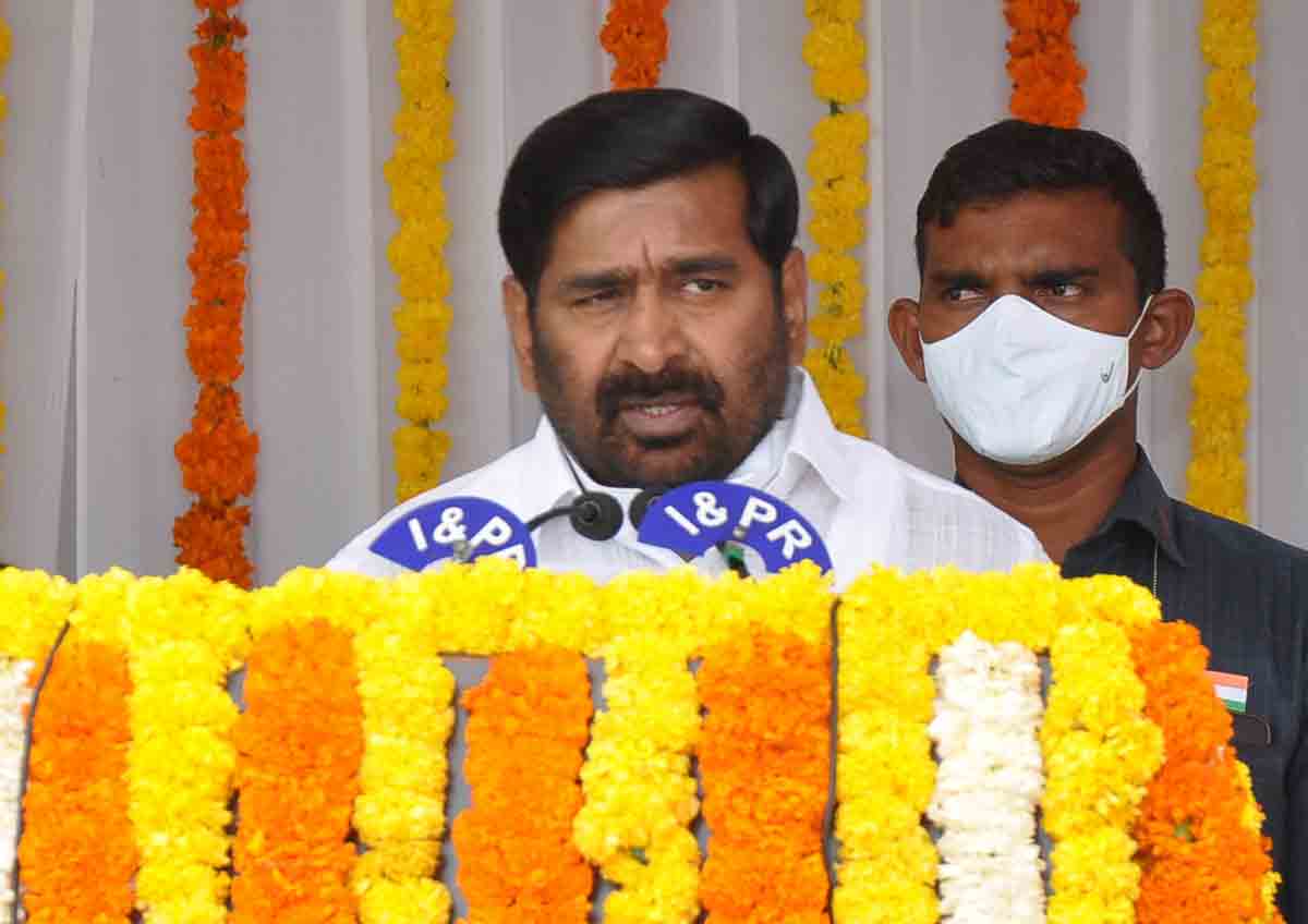 అందరికీ అభివృద్ధి ఫలాలు