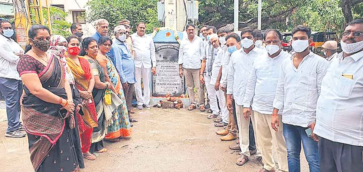 దత్తత డివిజన్‌ను.. ఆదర్శంగా తీర్చిదిద్దుతా