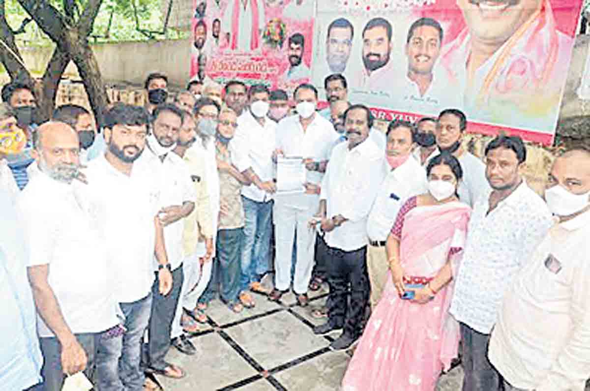 సమస్యలను గుర్తించి పరిష్కరిస్తున్నాం