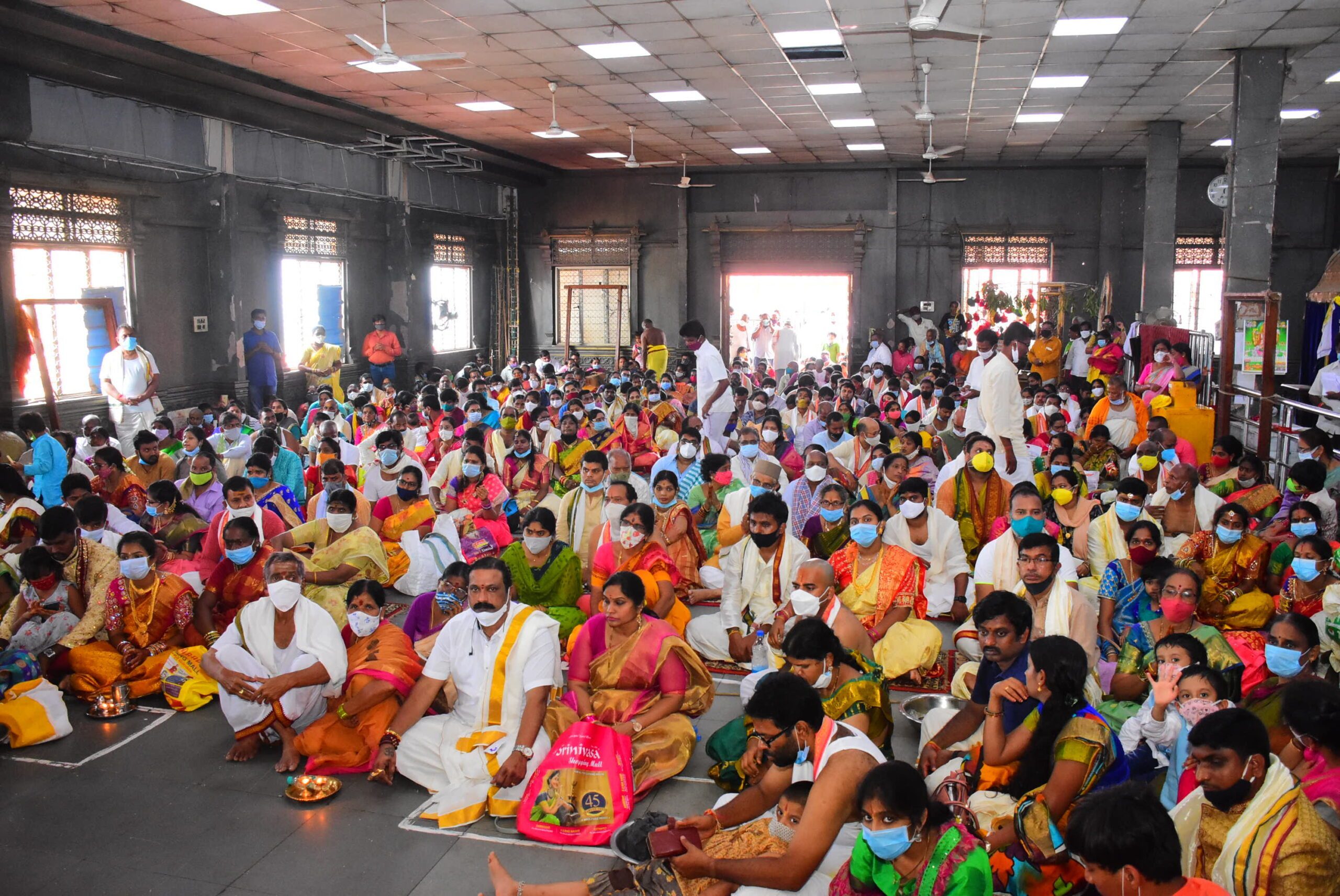 యాదాద్రి: ఉత్సవమూర్తులకు అభిషేకం