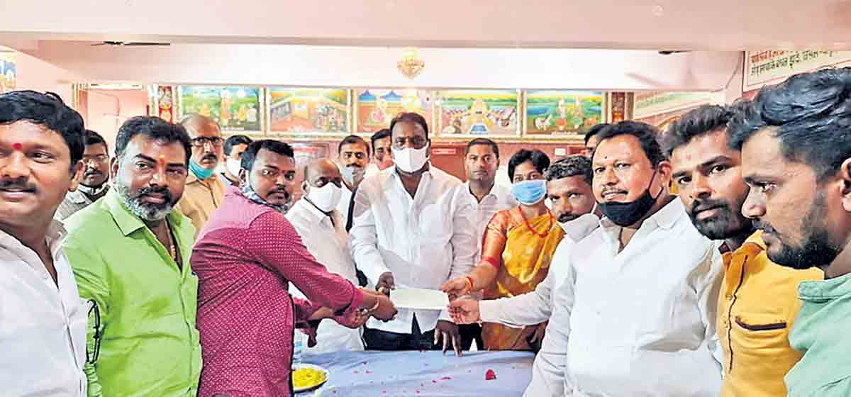 టీఆర్‌ఎస్‌ హయాంలోనే.. పండుగలకు గుర్తింపు