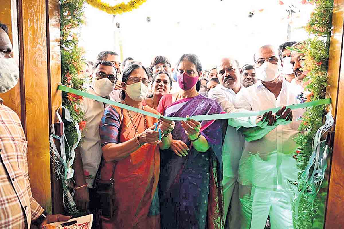 ప్రతి ఎకరాకు సాగునీరు