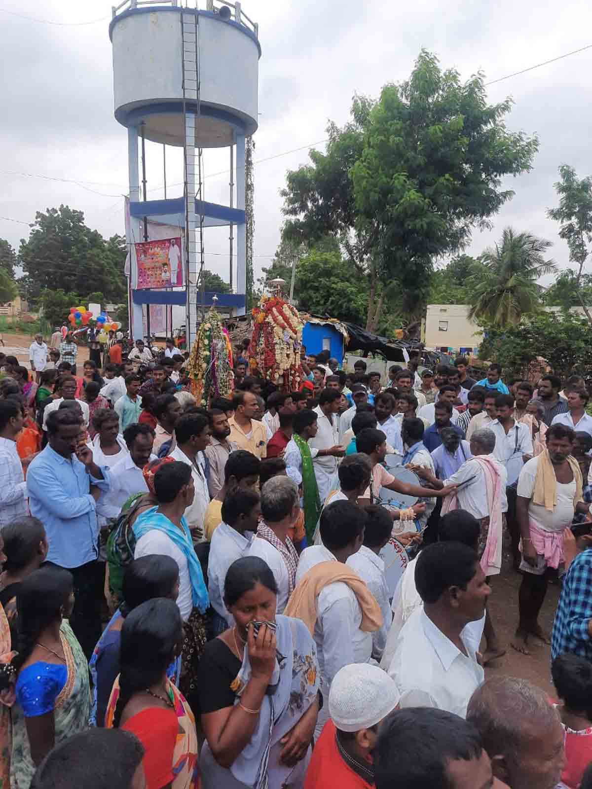 దోస్తరద్దీన్