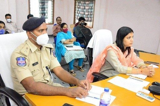 భువనగిరి కలెక్టరేట్: కలెక్టరేట్‌లో కంట్రోల్ రూం, టోల్‌ఫ్రీ నంబర్.. కలెక్టర్ పమేలాసత్పతి