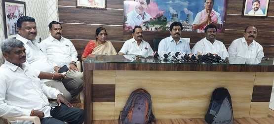 మిర్యాలగూడ: బీజేపీ పగటి కలలు మానుకోవాలి.. ఎంపీ బడుగుల లింగయ్య యాదవ్