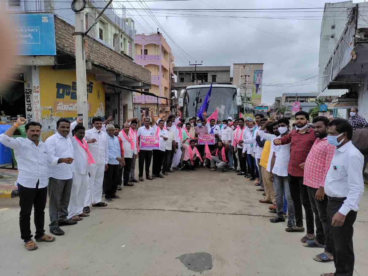 దళితబంధు..దండోరా!