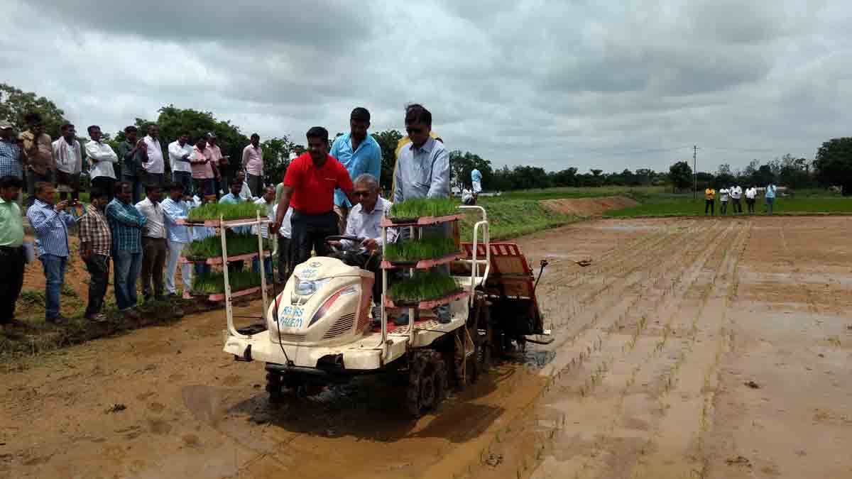 సాంకేతికతతో సాగు