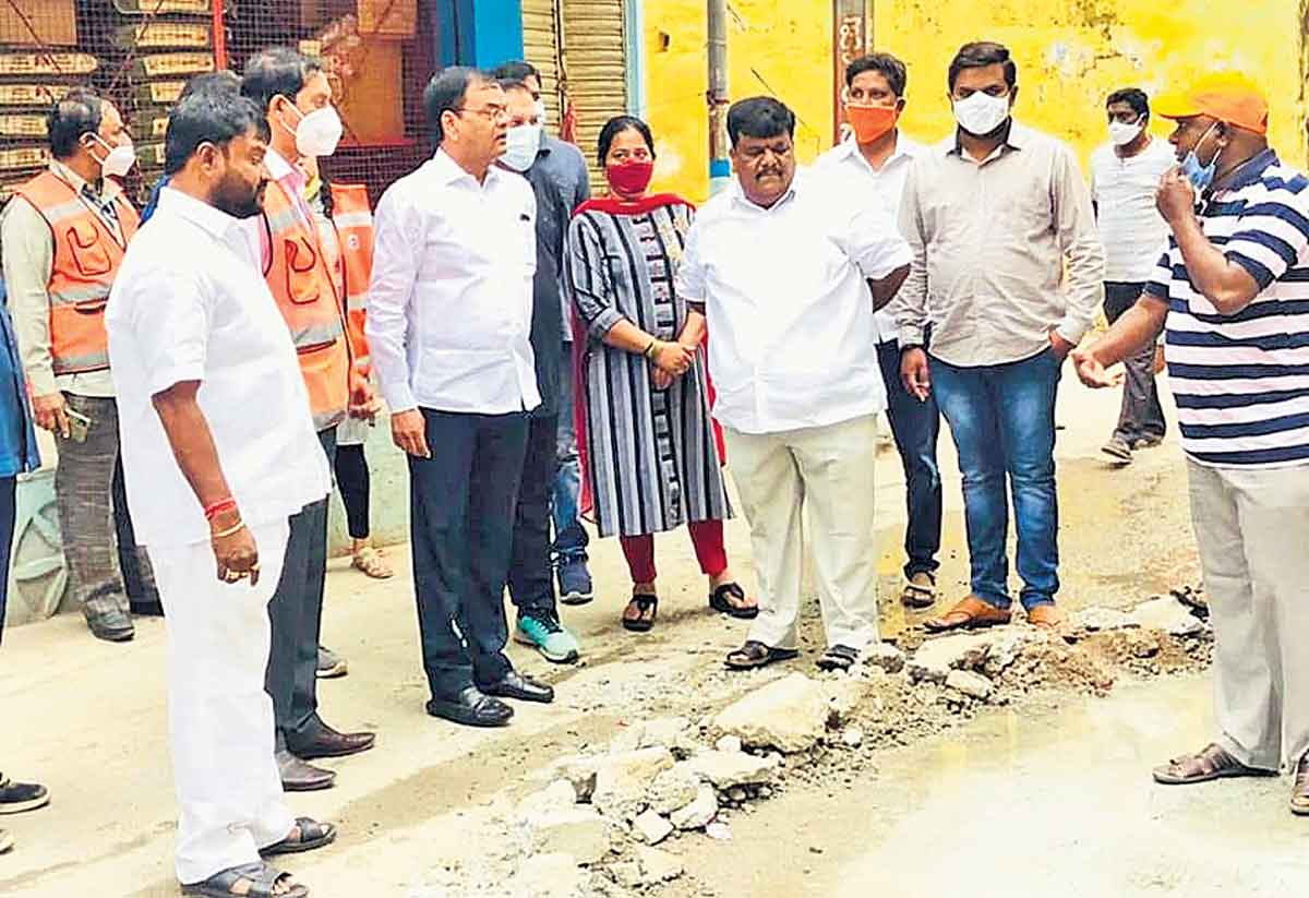 అమ్మవారి బోనాలకు ఏర్పాట్లు పూర్తి