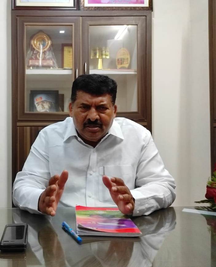 Trs jenda panduga | జెండా పండుగను జయప్రదం చేయండి : ఎమ్మెల్యే ముఠా గోపాల్‌