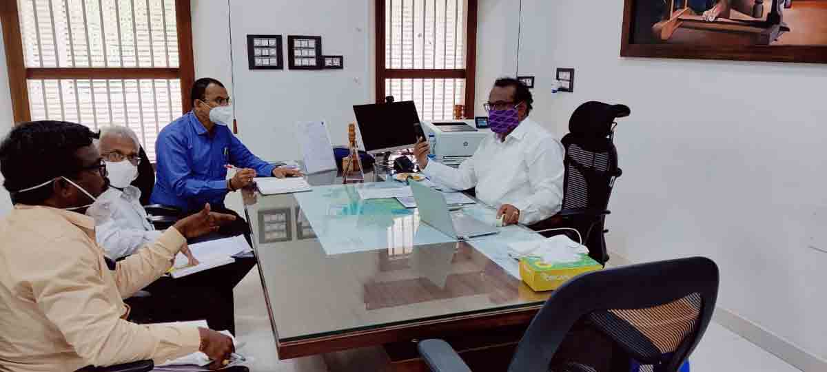 ఆర్అండ్ఆర్ పనులకు టెండర్లు పిలువాలి