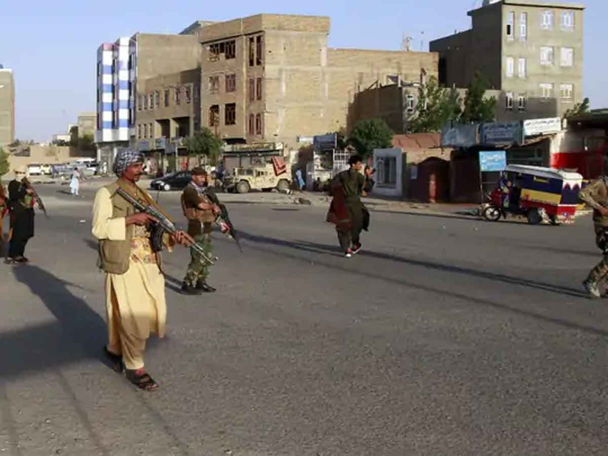 ఆఫ్ఘాన్‌లో దిగజారిన పరిస్థితి : ఇండియా తిరిగొచ్చిన 50 మంది