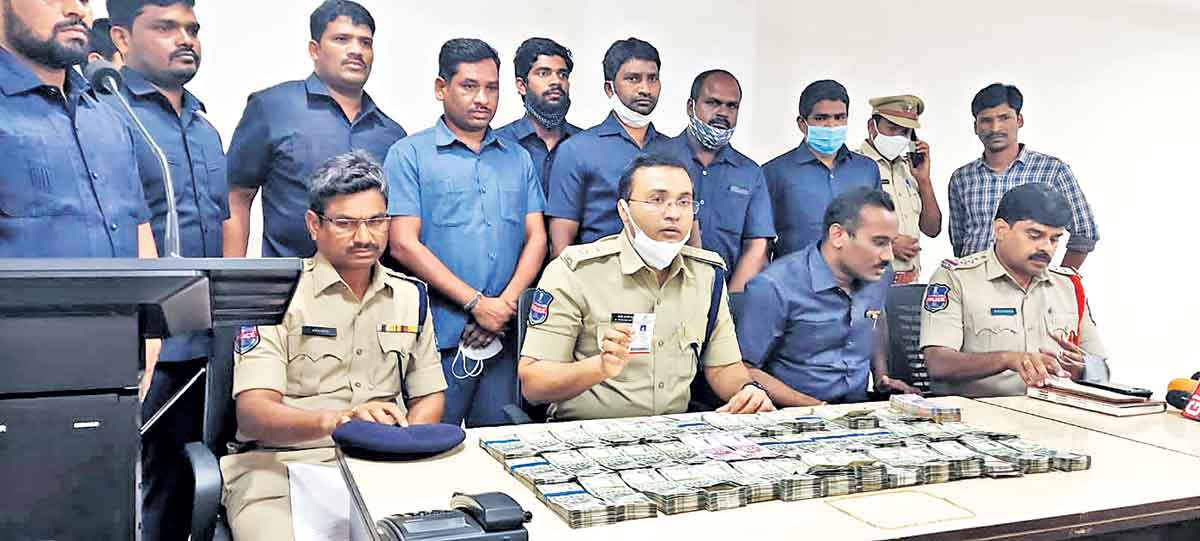 అగ్గువంటూ అంటగట్టి