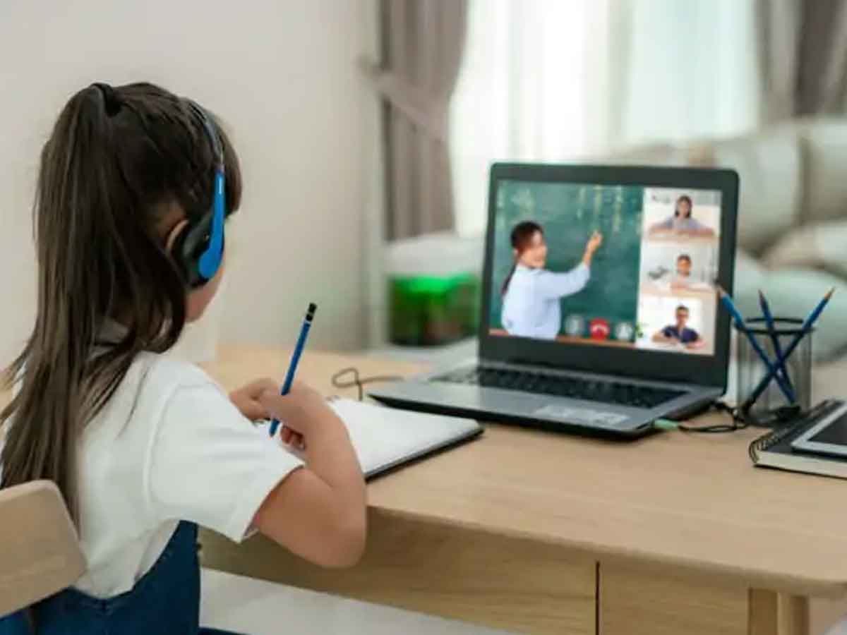 Digital Expenditure : తడిసి మోపెడవుతున్న డిజిటల్‌ ఖర్చు..