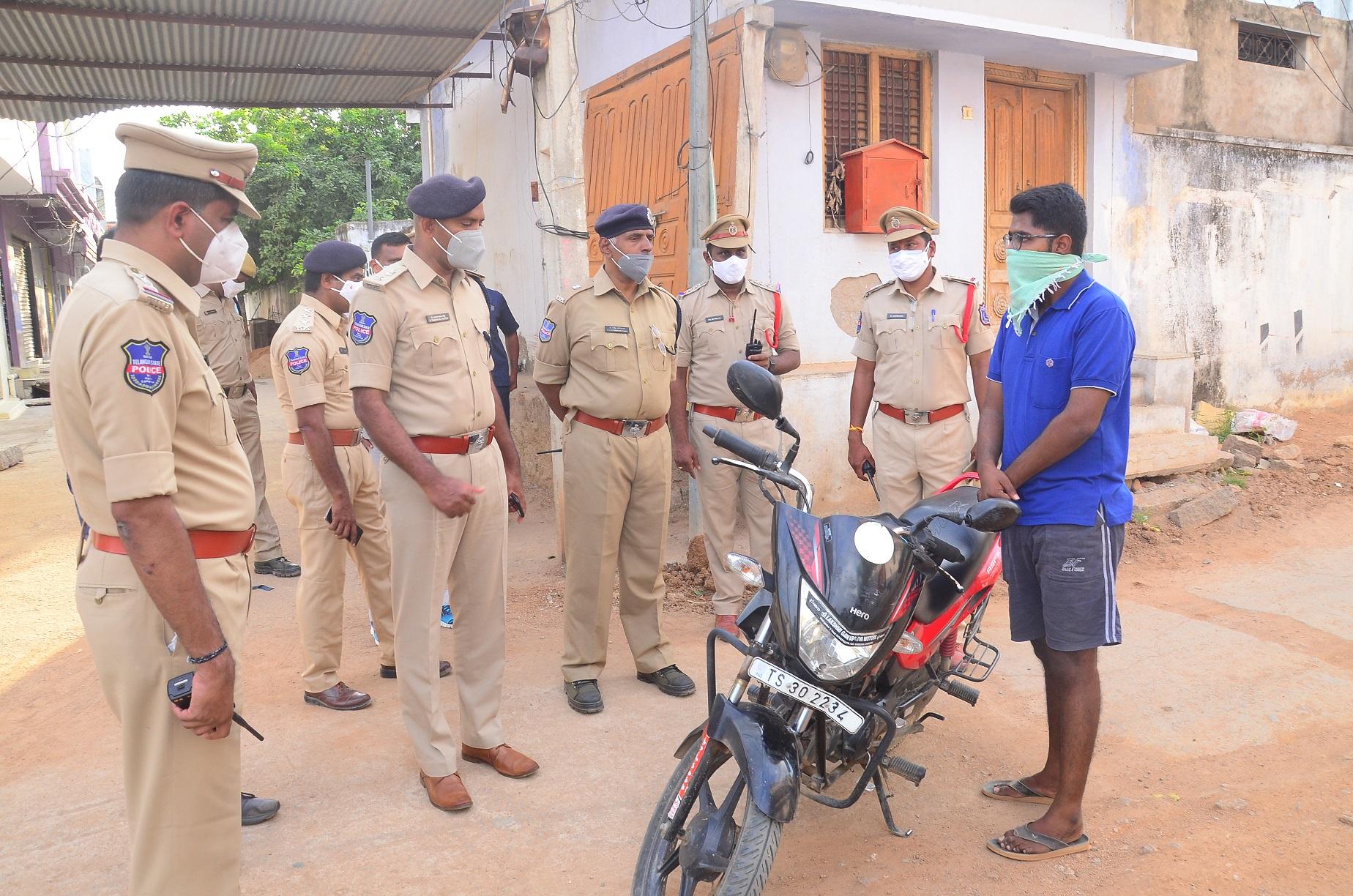 యాదగిరిగుట్టలో కార్డెన్ సెర్చ్