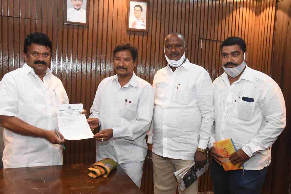 ‘దళిత బంధు’ అద్భుత పథకం