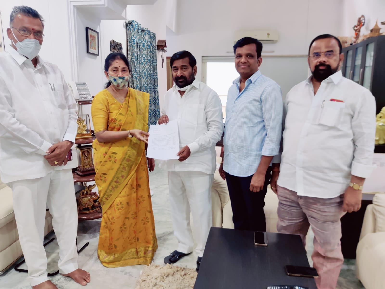 ఆయిల్ ఫామ్ సాగుకు అనుమతినివ్వండి