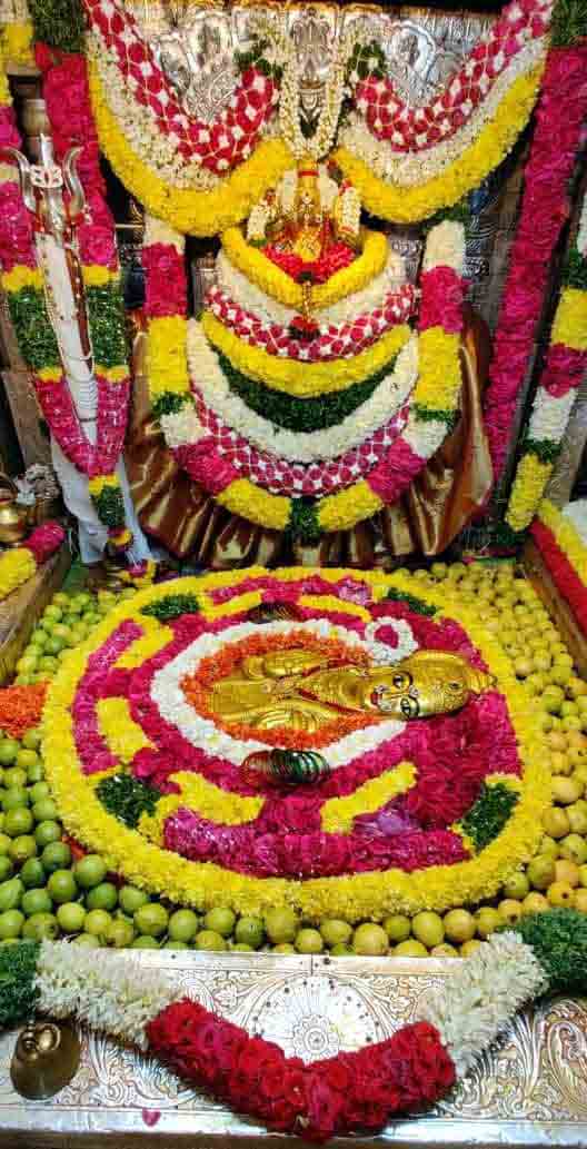 విశేషాలంకరణలో ఎల్లమ్మ అమ్మవారు