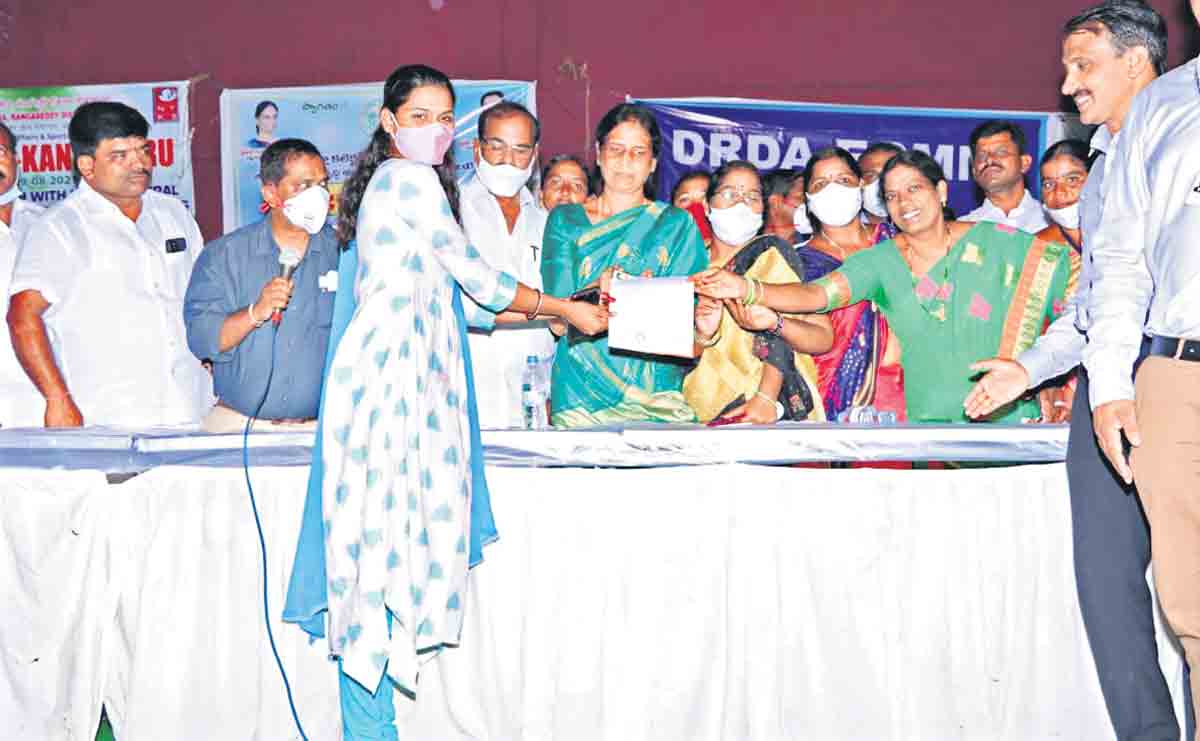 15 వేల కంపెనీల్లో15 లక్షల ఉద్యోగాలు