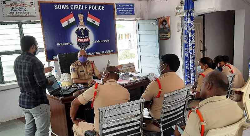 నవరాత్రోత్సవాలు ప్రశాంతంగా జరుపుకోవాలి