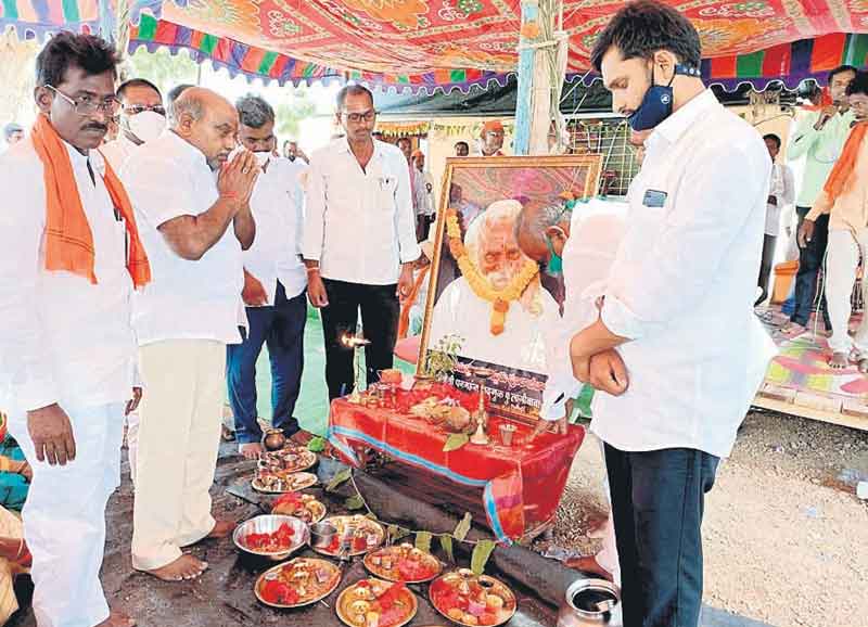 రైతుల అభ్యున్నతికి ప్రభుత్వం కృషి