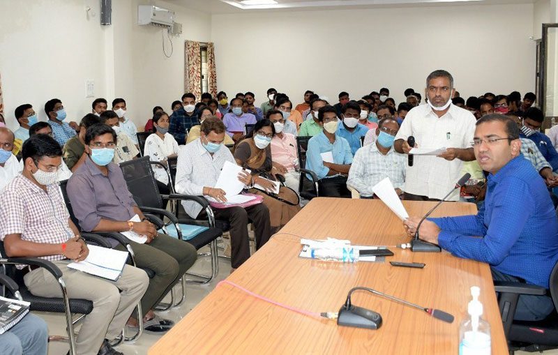 పంట సర్వే పక్కాగా చేపట్టాలి