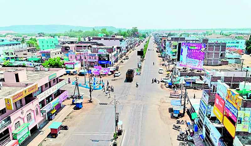 అక్రమ నిర్మాణాలపై ఉక్కుపాదం