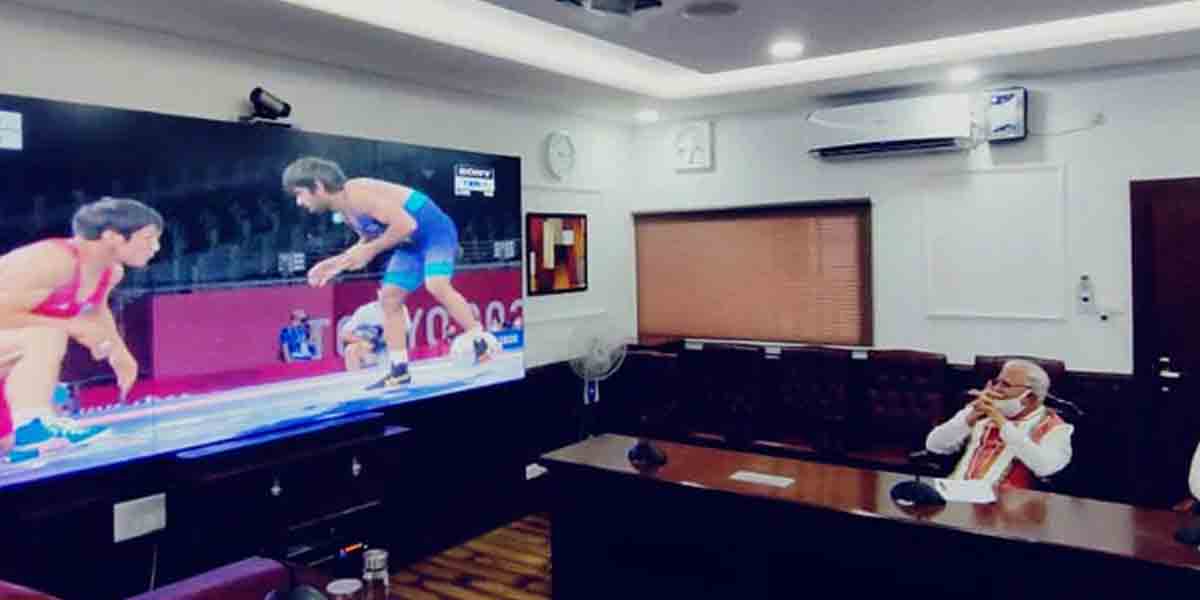 Bajrang Punia : బ‌జ‌రంగ్‌కు రూ.2.5 కోట్ల న‌గ‌దు, ప్ర‌భుత్వ ఉద్యోగం