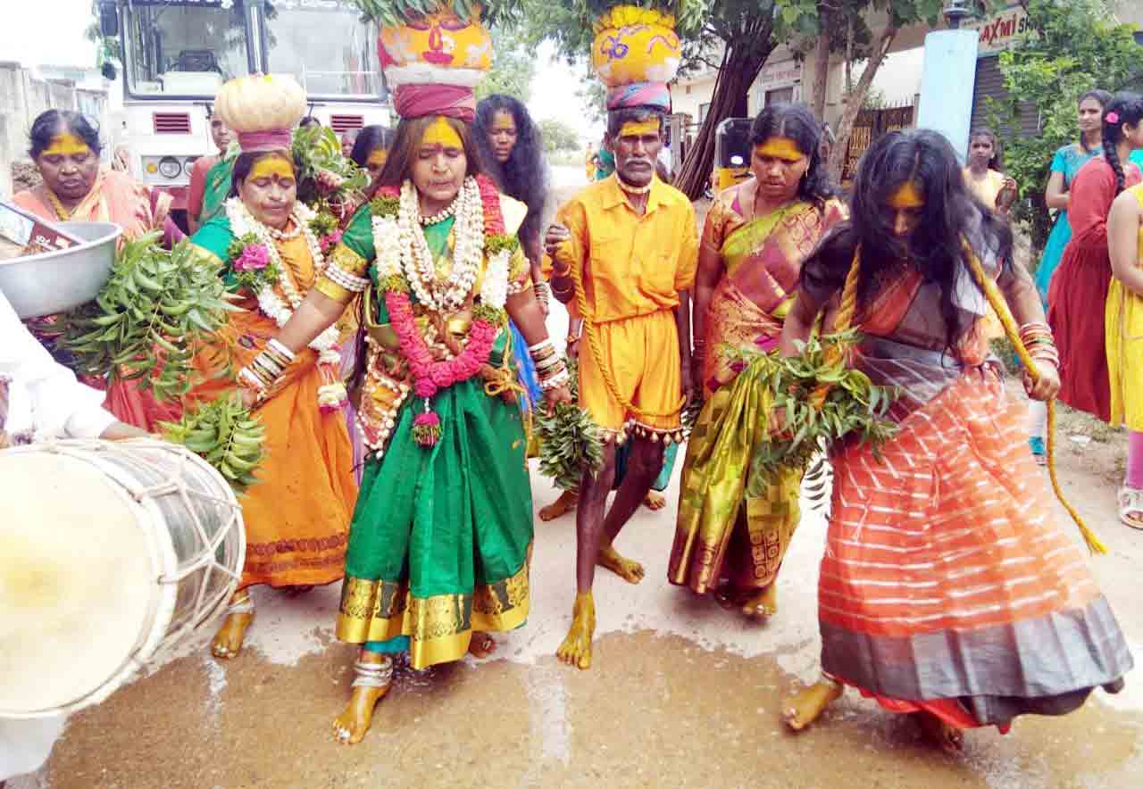 ముగిసిన బోనాలు