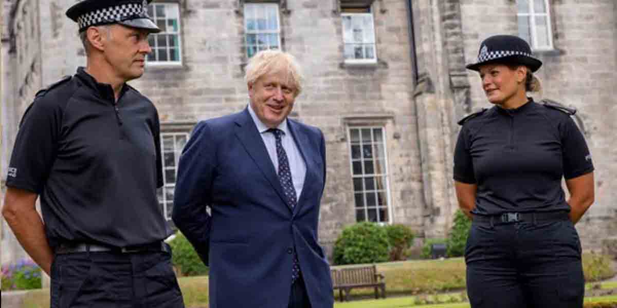 Boris Johnson : ప్ర‌ధాని సిబ్బందిలో ఒక‌రికి క‌రోనా.. అయినా ప్ర‌ధానికి ఐసోలేష‌న్ అక్క‌ర్లేద‌ట‌..!