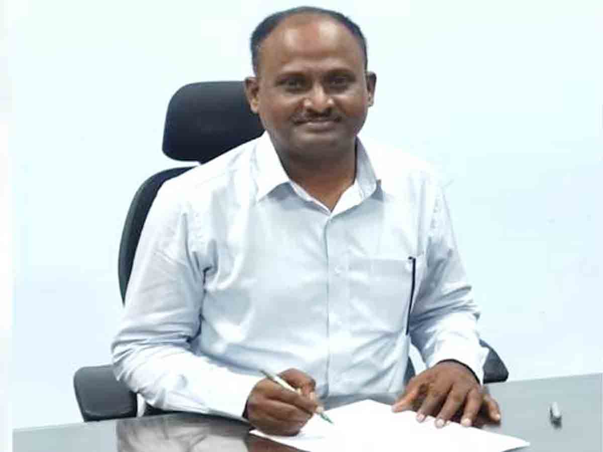 కాక‌తీయ వ‌ర్సిటీ రిజిస్ట్రార్‌గా వెంక‌ట్రామ్ రెడ్డి బాధ్య‌త‌ల స్వీక‌ర‌ణ‌