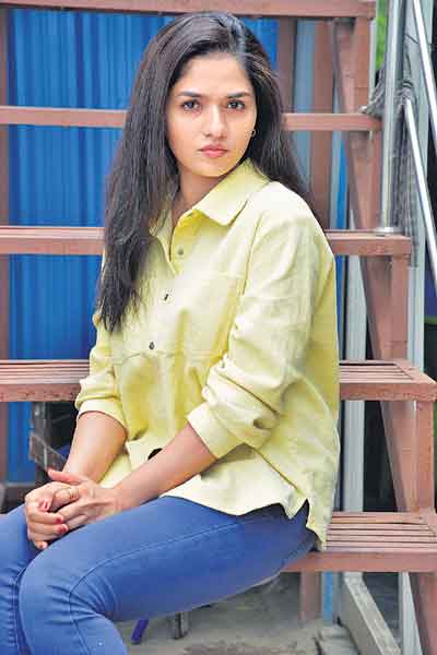 నా క్రష్‌ ఎవరో చెప్పను!