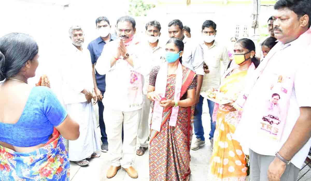 Huzurabad | సంక్షేమ సార‌థి కేసీఆర్‌కు అండ‌గా గ‌డ్డివానిప‌ల్లి మ‌హిళ‌లు