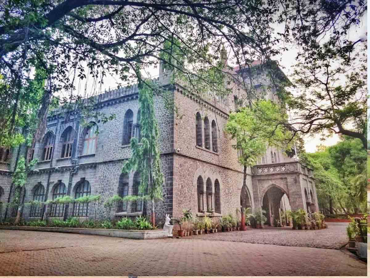 పుణె ఇంజినీరింగ్‌ కాలేజీలో ఫ్యాకల్టీ పోస్టులు