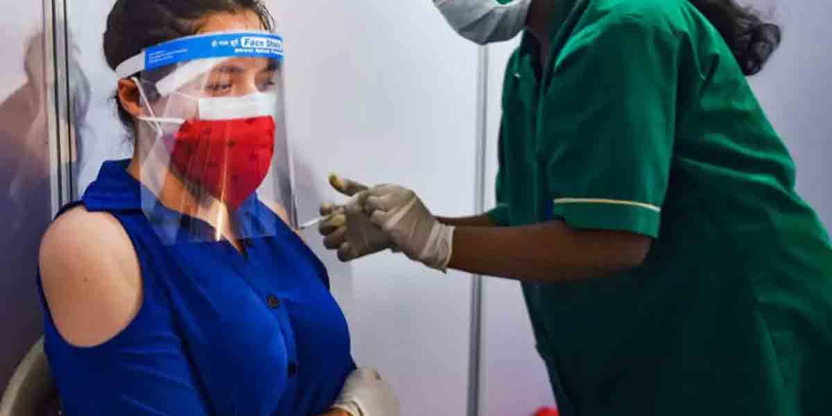 Covid in Kerala: కేర‌ళ‌లో త‌గ్గుముఖం ప‌ట్టిన క‌రోనా వైర‌స్‌