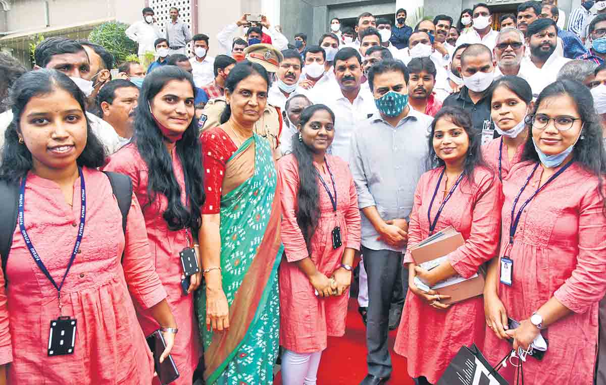 దేశ రైతాంగమంతా తెలంగాణ వైపే చూస్తోంది