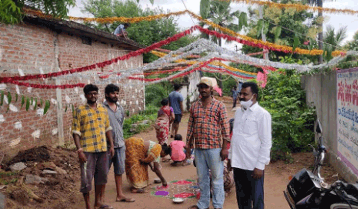 హుజూరాబాద్‌లో దళితబంధుపై ఇంటింటి సర్వే ప్రారంభం