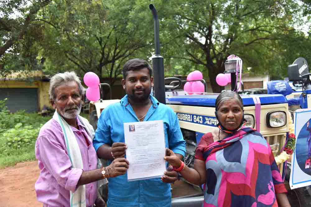 బంధువొచ్చె.. బండ్లు తెచ్చె